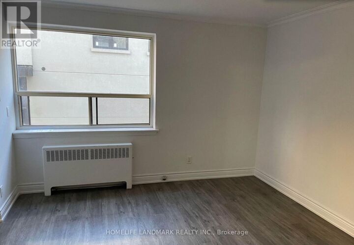 Property Photo:  676 Mount Pleasant Road 102  ON M4S 2N3 