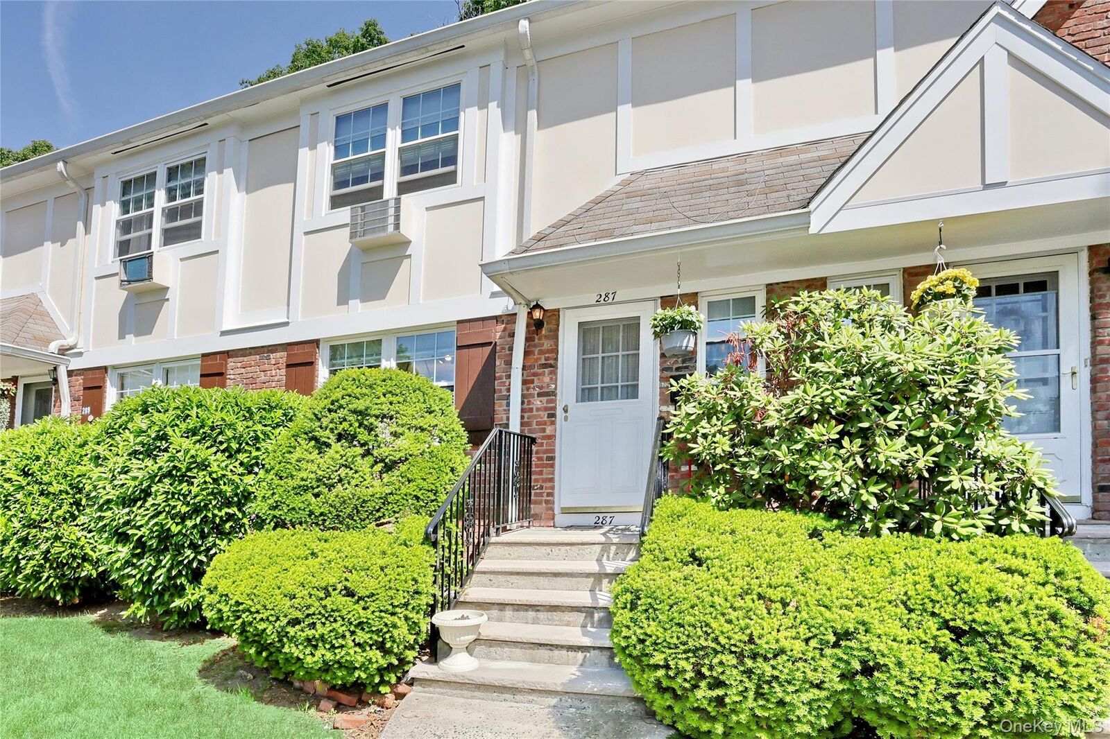 Property Photo: 287 Parkside Drive NY 10901