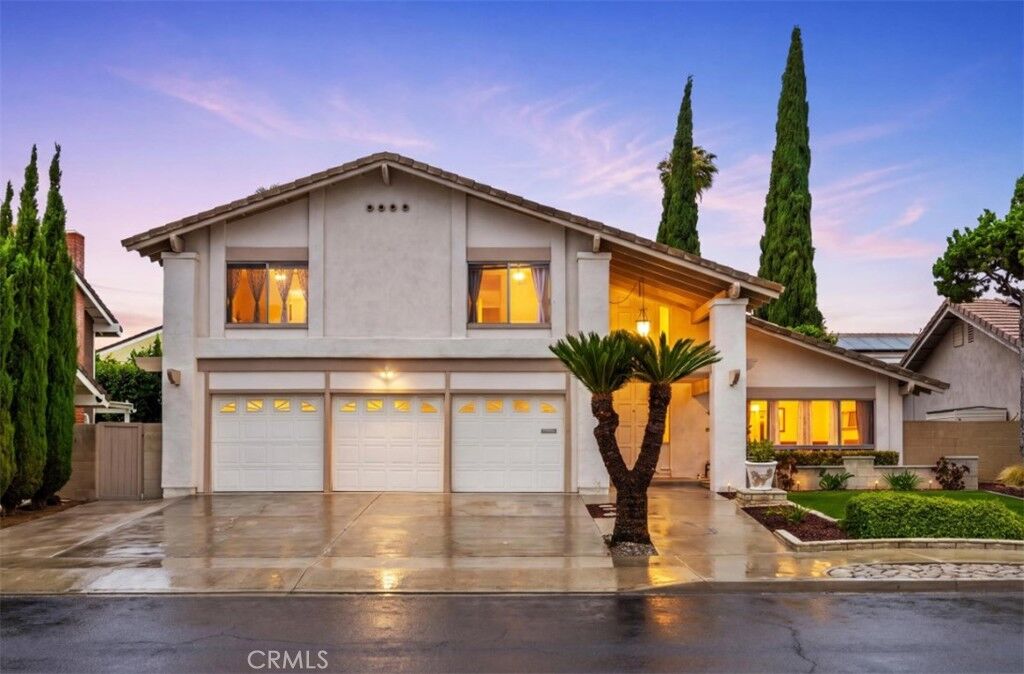 Property Photo:  513 Apache Drive  CA 92870 