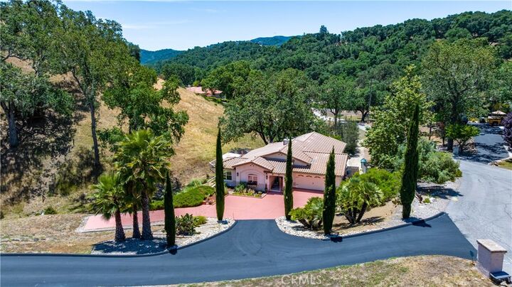 Property Photo:  9905 Corriente  CA 93422 