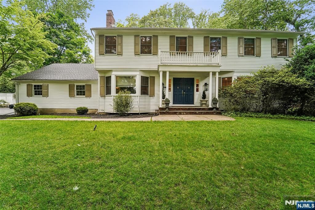 Property Photo: 105 Deerhorn Court NJ 07458