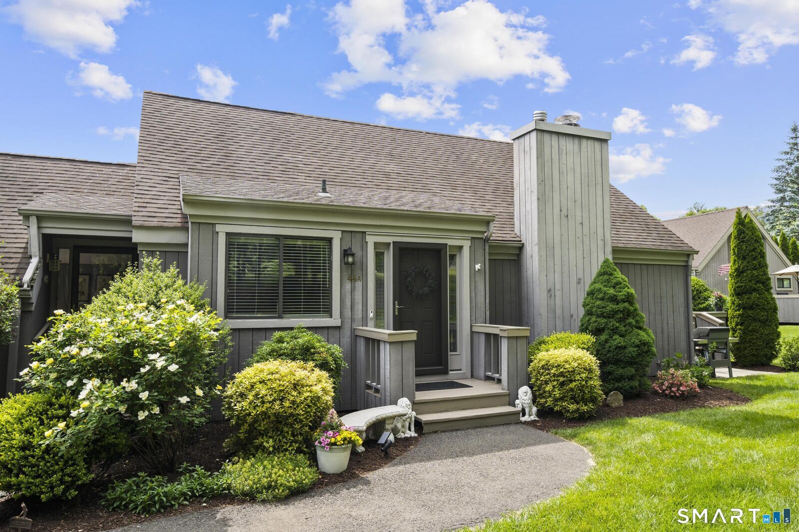 Property Photo:  44 Buckskin Lane A  CT 06614 