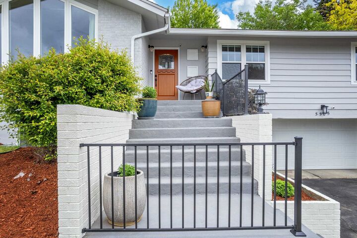 Property Photo:  5505 S Willamette St  WA 99223 