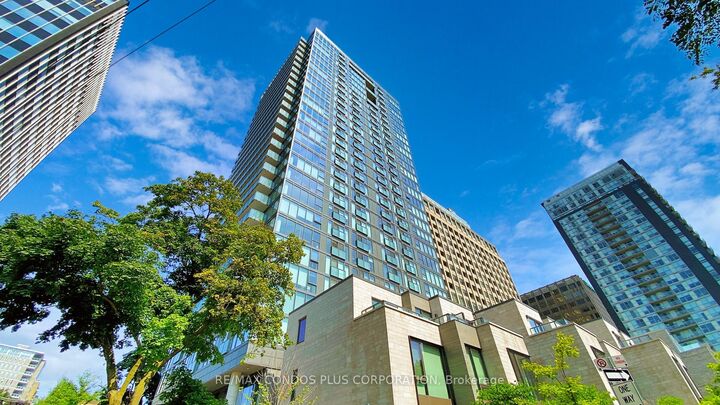 Property Photo: 99 Foxbar Road 306 ON M4V 0B2