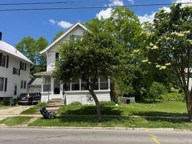 Property Photo:  452/450 W Main St  OH 44805 