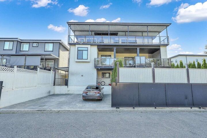 Property Photo: 6712 131A Street BC V3W 7P5
