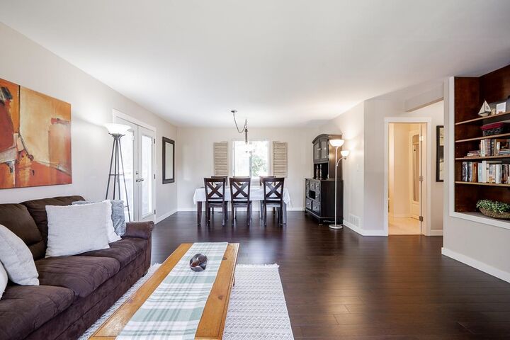 11101 143A Street — photo 1