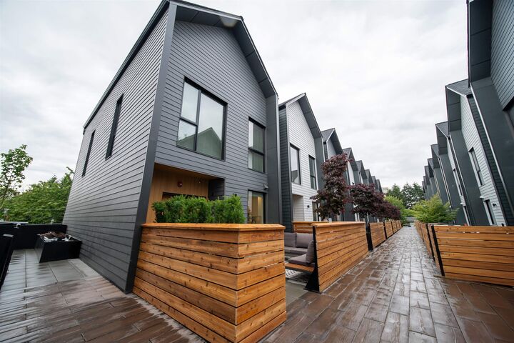 Property Photo: 8968 Cook Crescent 13 BC V6Y 1W4