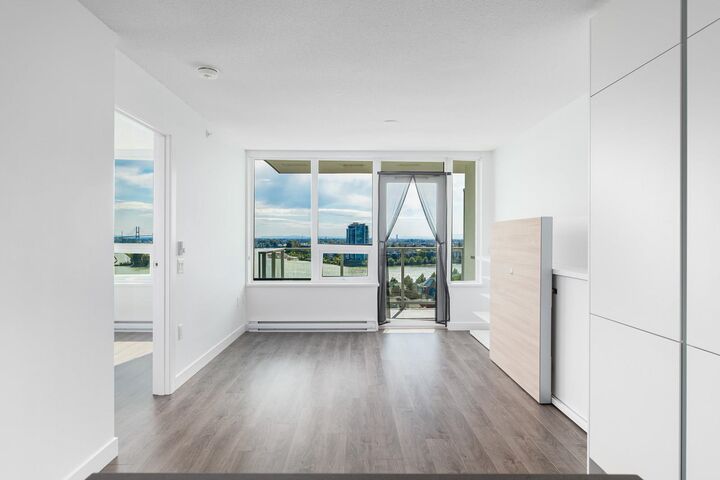 Property Photo:  988 Quayside Drive 1512  BC V3M 0L5 