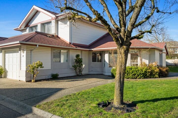 Property Photo:  31406 Upper Maclure Road 4  BC V2T 5L8 