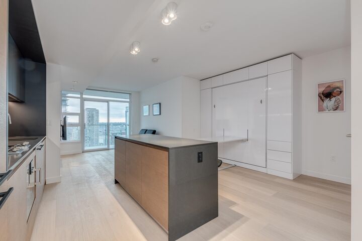 Property Photo:  1289 Hornby Street 2909  BC V6Z 0G7 