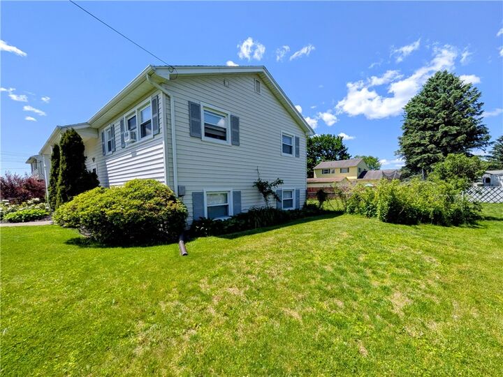 Property Photo:  225 Meadowlark Road  NY 14845 