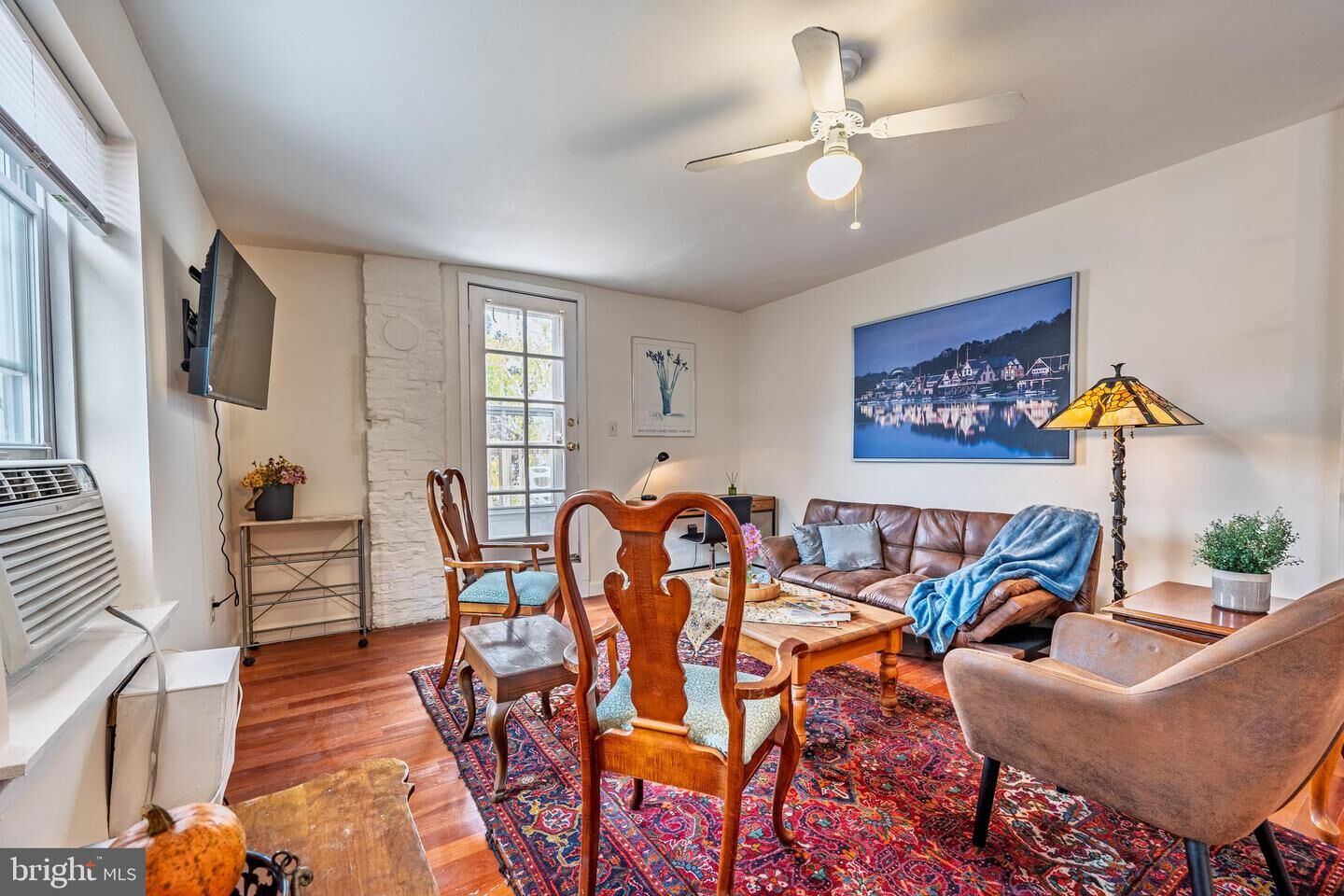 Property Photo:  2007 Mount Vernon Street 3R  PA 19130 