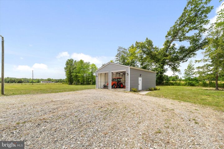 Property Photo:  10041 Post Oak Road  VA 22551 
