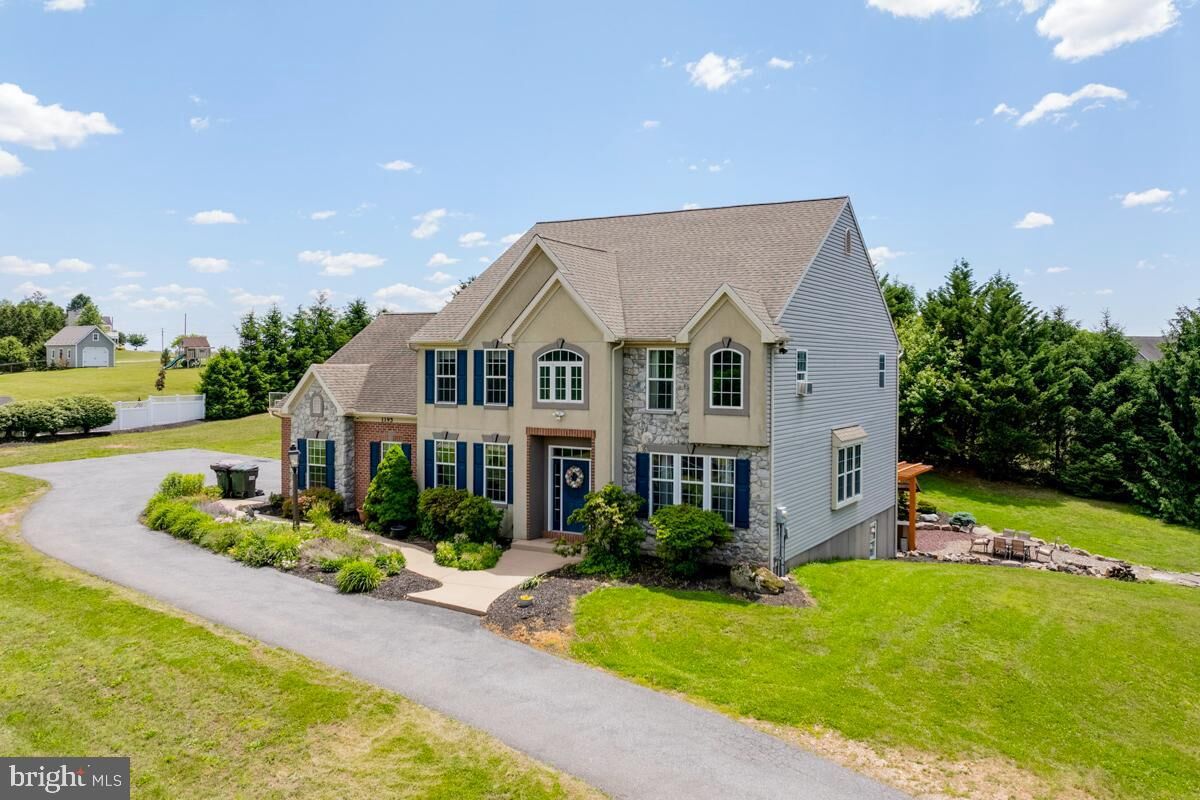 Property Photo: 1195 Mount Airy Road PA 17578