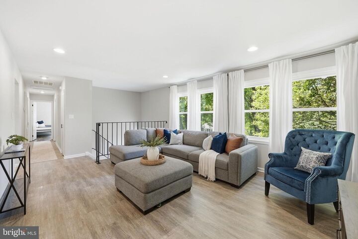 Property Photo: 1811 Cranberry Lane VA 20191