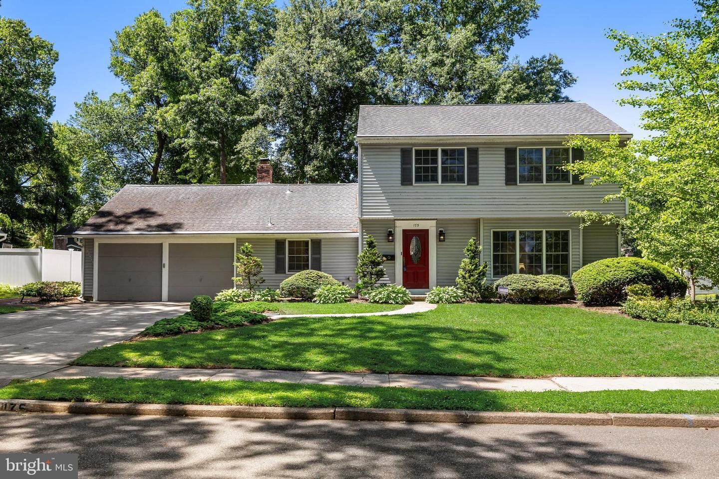 Property Photo:  175 Oxford Road  NJ 08075 