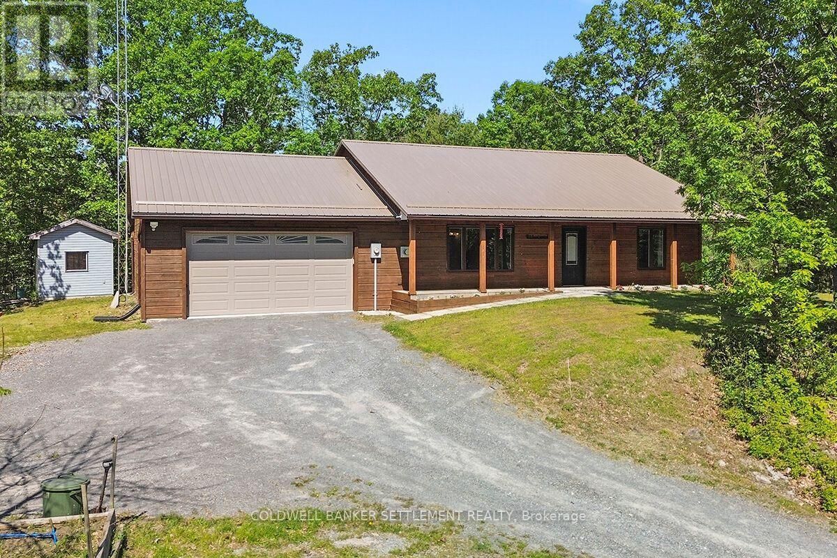 Property Photo:  15 Redpath Lane  ON K0G 1E0 