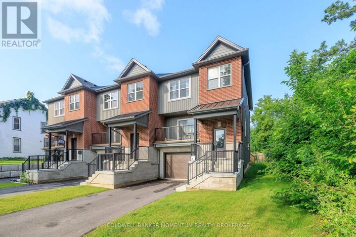 Property Photo:  153 B Moffatt Street B  ON L2P 2L7 