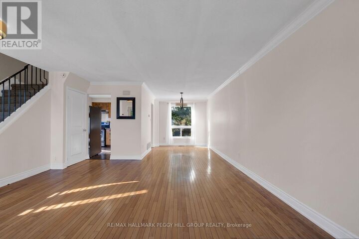 Property Photo:  242 Browning Trail  ON L4N 5C1 