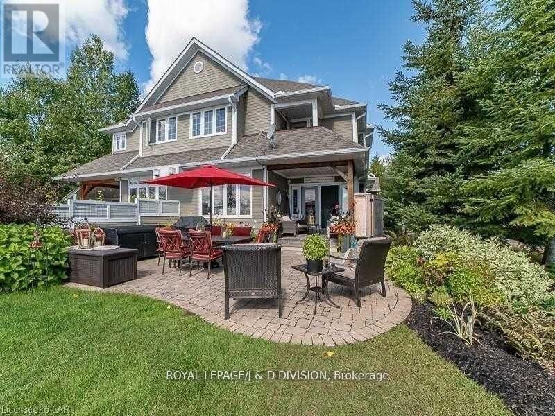 Property Photo:  27 Szawlowski Drive  ON P1H 1C2 