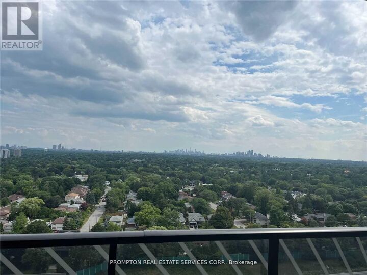 Property Photo:  95 McMahon Drive 2605  ON M2K 0H2 
