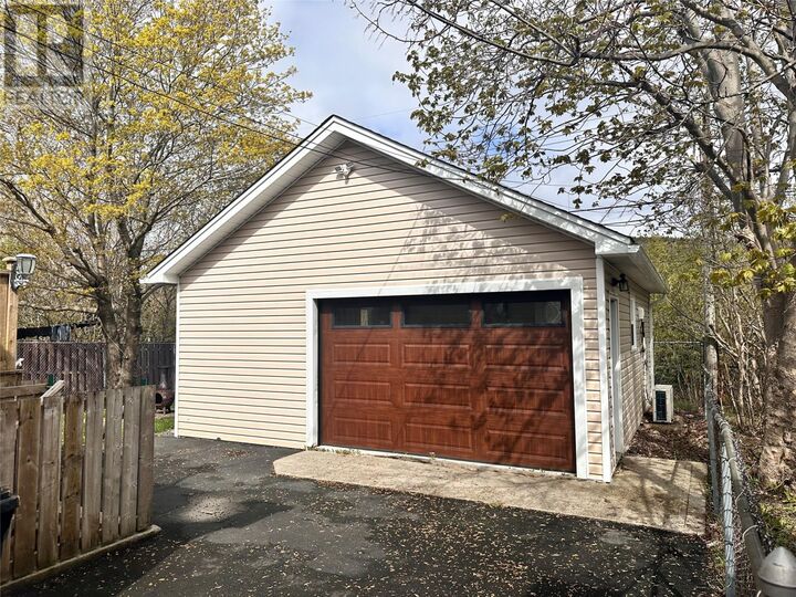 Property Photo:  16 Hatcher Street  NL A1B 1Z2 