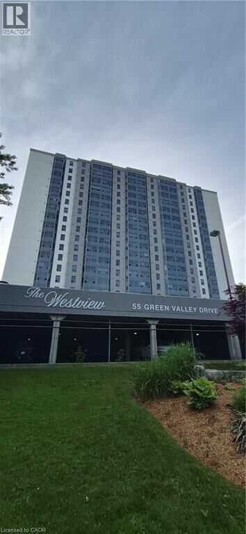 Property Photo:  55 Green Valley Drive 404  ON N2P 1Z6 