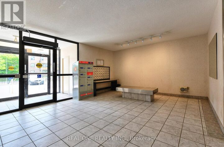 Property Photo:  207 Galloway Road 602  ON M1E 4X3 