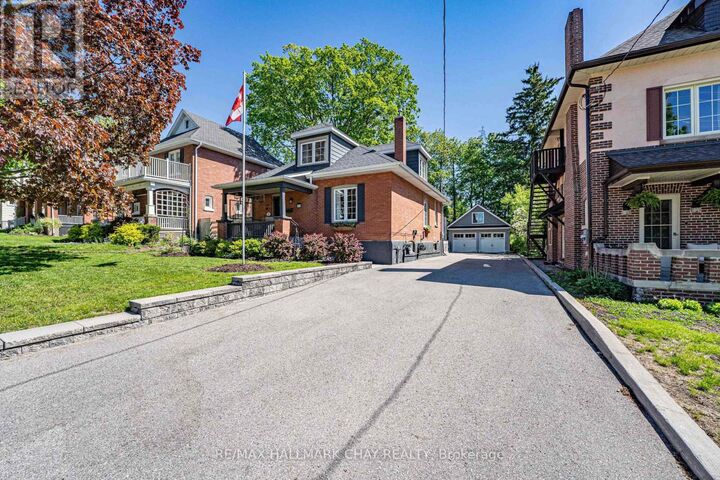 Property Photo:  125 Toronto Street  ON L4N 1V3 