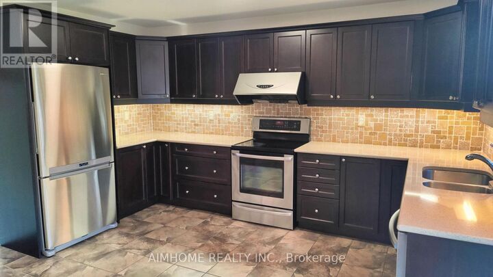 Property Photo:  382 McJannett Avenue  ON L9T 7T8 