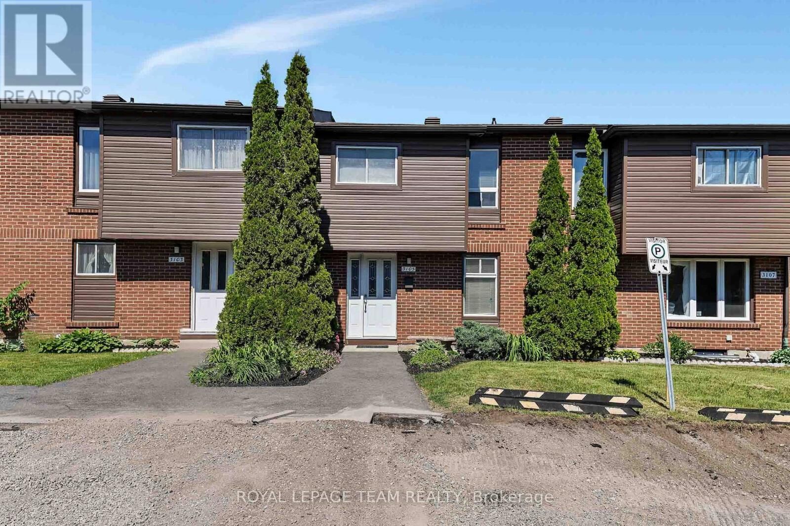 Property Photo:  3105 Stockton Drive 25  ON K1T 1S2 