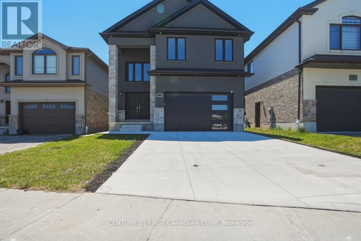 Property Photo:  2775 Oriole Drive  ON N6M 0G9 