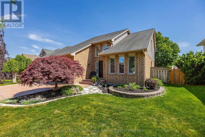 Property Photo:  245 Ensign Crescent  ON N6J 4V2 