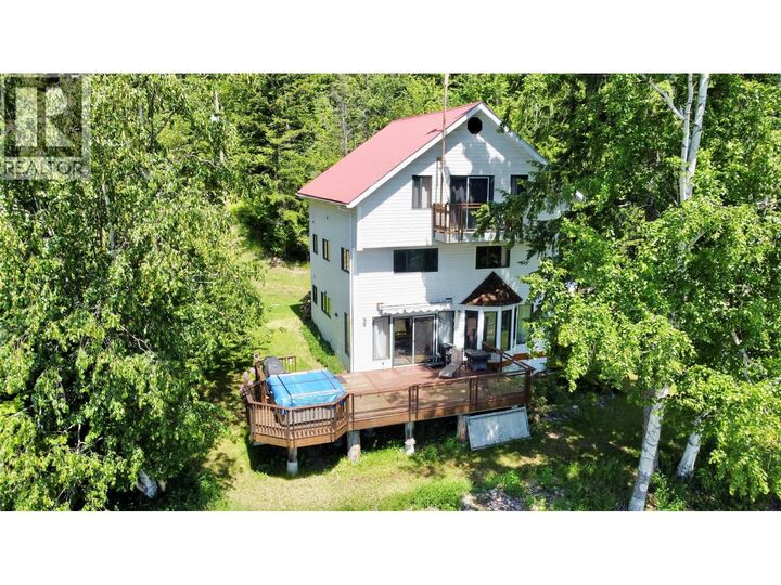Property Photo: 620 Applegrove Road BC V0G 1K0