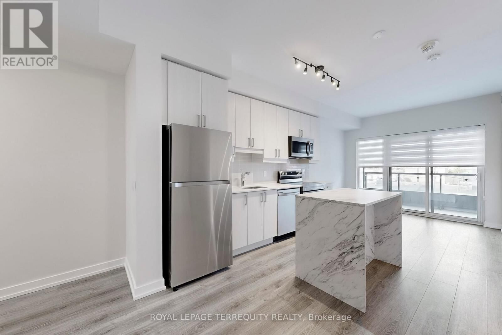 Property Photo:  1480 Bayly Street 408  ON L1W 0C2 