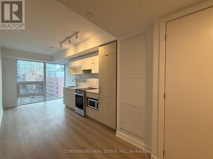 Property Photo:  100 Queen Street East 901  ON M5C 0B5 