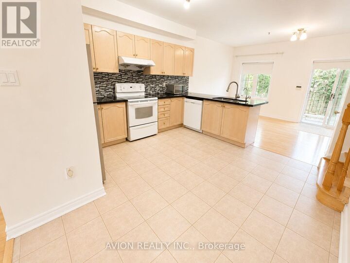 Property Photo:  9 Riverlands Avenue  ON L6B 1B5 