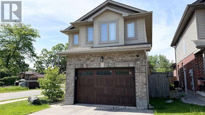 Property Photo:  197 Baxter Street  ON N5W 0A2 