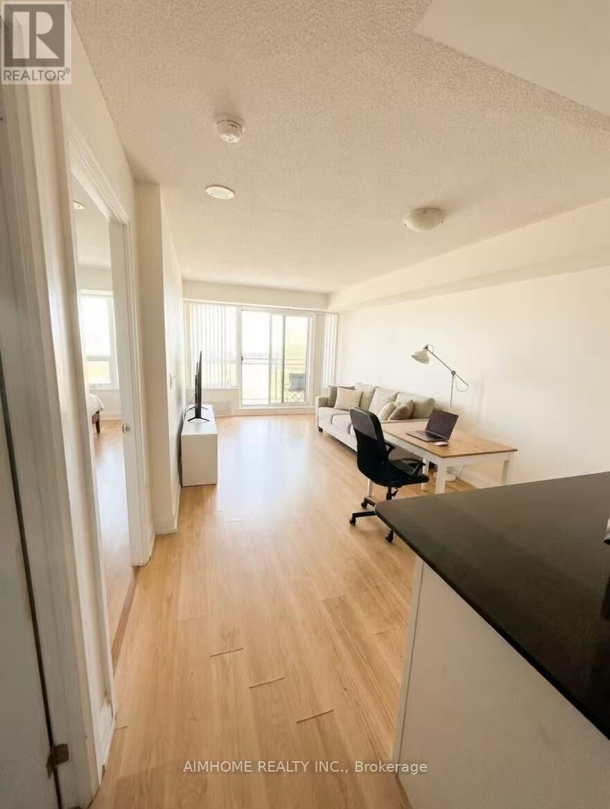 Property Photo:  1070 Sheppard Avenue West 1207  ON M3J 0G8 