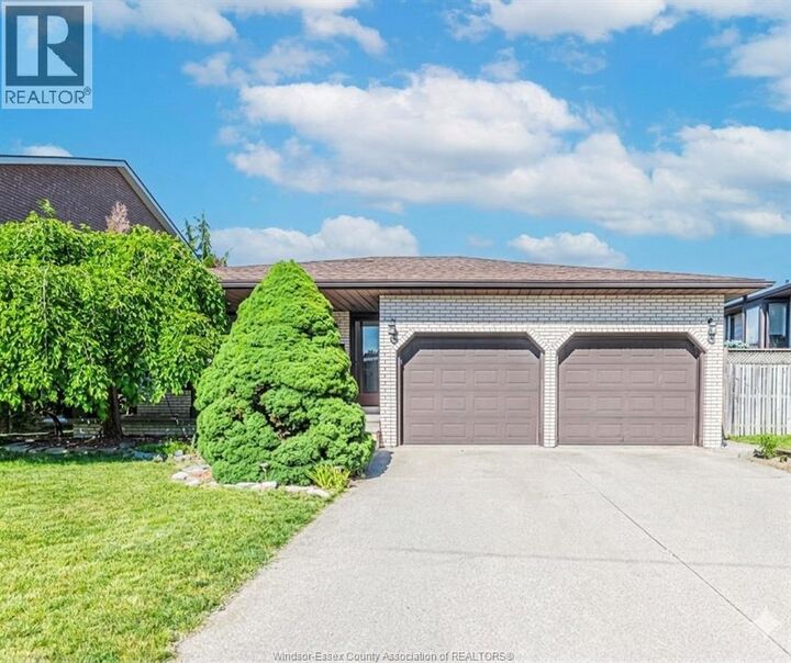 Property Photo:  2846 Northway  ON N9E 2K3 
