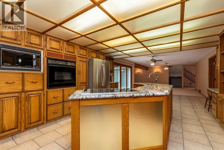 Property Photo:  502 2 Street East  SK S0M 1M0 