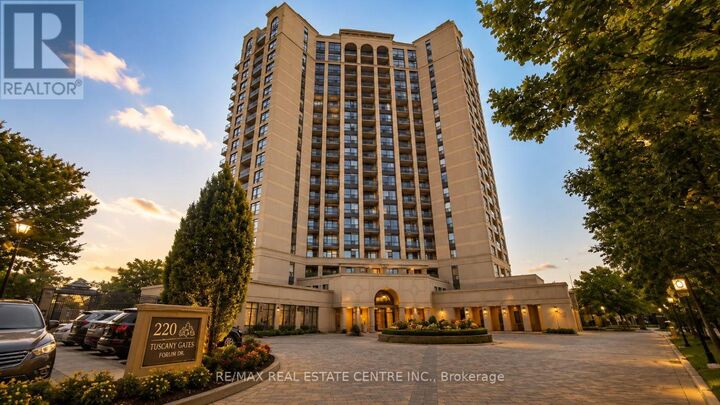 Property Photo:  220 Forum Drive 613  ON L4Z 4K1 