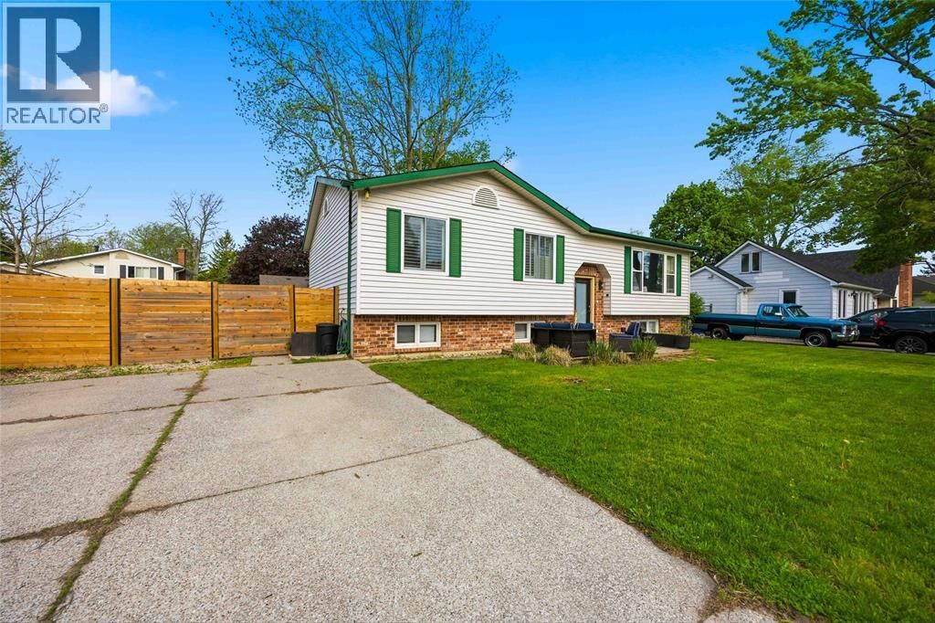Property Photo:  1991 James Street West  ON N0N 1C0 