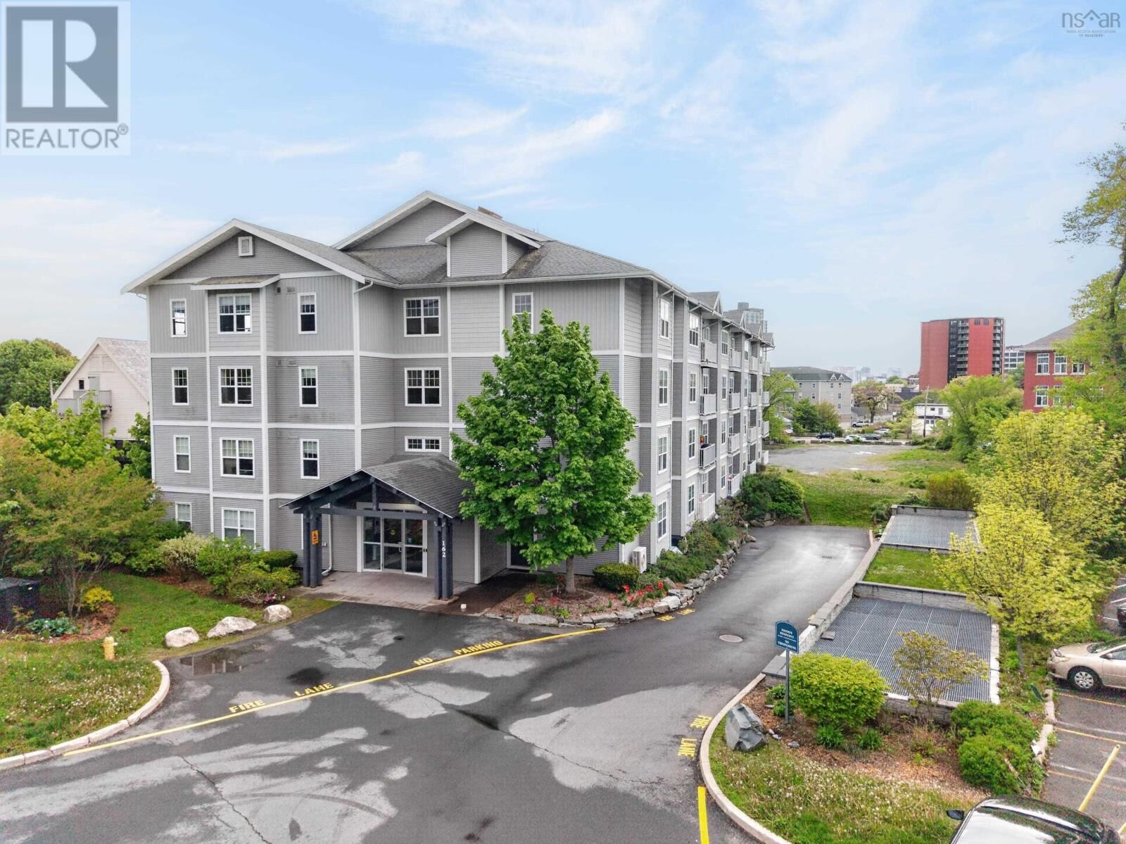 Property Photo:  -162 Ochterloney Street 105  NS B2Y 4X3 