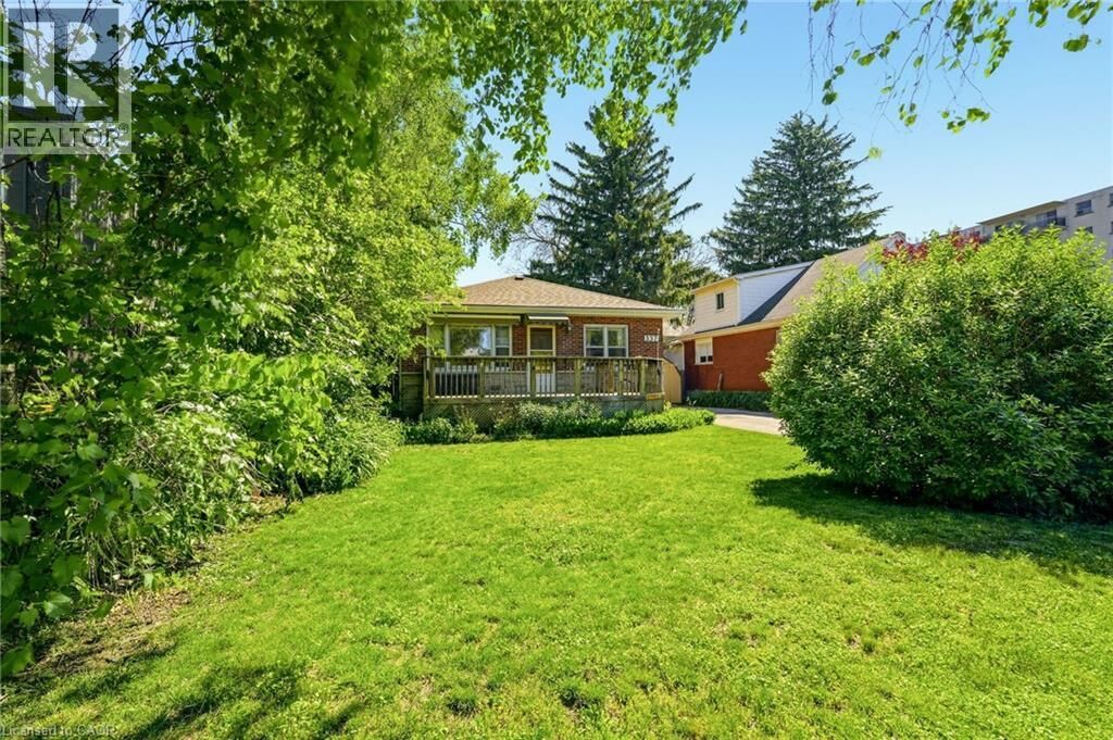 Property Photo:  337 St Paul Street  ON L7R 3K2 