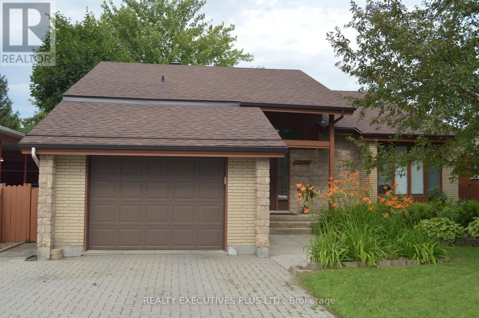 Property Photo:  2157 Boyer Road  ON K1C 1R5 
