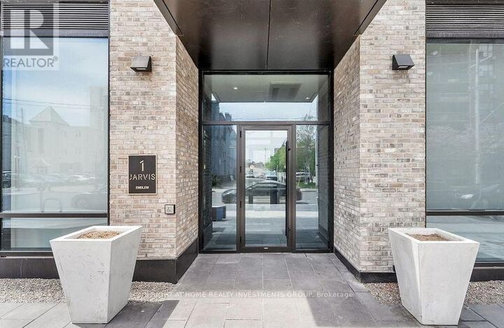Property Photo:  1 Jarvis Street 401  ON L8R 3J2 