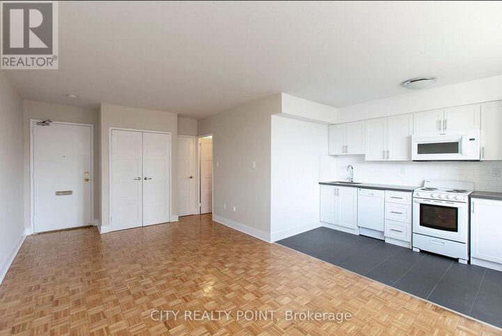 Property Photo:  276 St George Street 710  ON M5R 2P6 