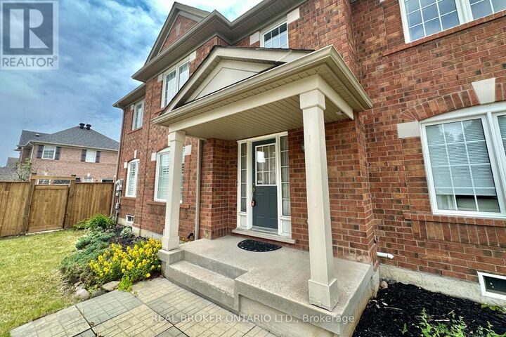 Property Photo:  1 Armando Drive  ON L6E 2B4 